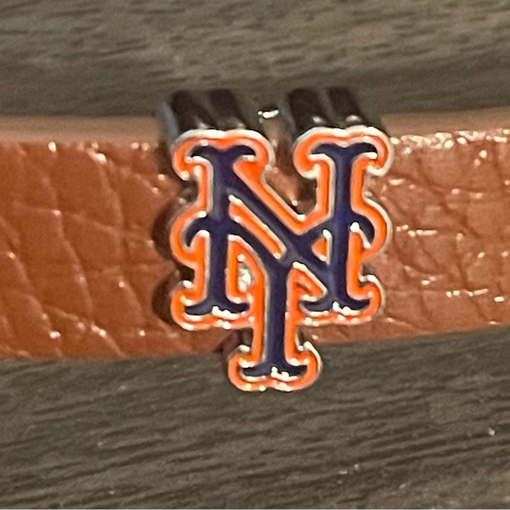 MLB New York Mets Keep Collective Charm